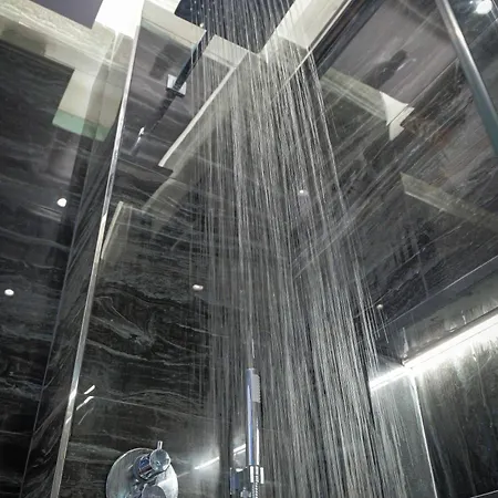 Beachside Modern * Sarandë