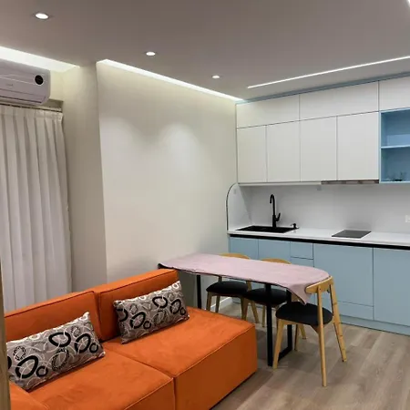 Beachside Modern Sarandë