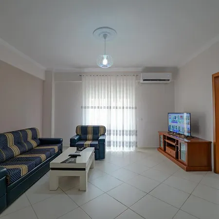 Beachside Modern Apartmán