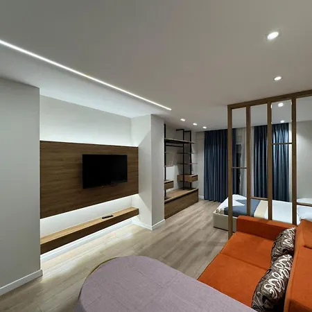 Апартаменты Beachside Modern *