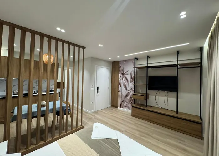 Beachside Modern Daire